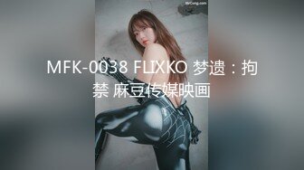 ⚫️⚫️最新2024无水首发福利！极品长腿反差人妻【小虾酱】私拍，喜欢丝袜诱惑，喜欢露出，足交