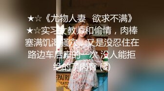 《最新露脸福利》万人求B站极品反差博主美女【岚莺】私拍，逼脸同框各种手指道具紫薇流白浆 裸舞，多种高潮脸