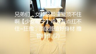 【修车厂群交】修车厂修理工群交 一人勾引腹肌工人 另两个人看见激情 最后一起轮奸一人