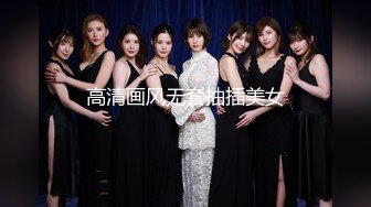 【新速片遞】 熟女人妻 在家角色扮演被无套输出 撅着大白屁屁后入冲刺内射 这稀毛肥鲍鱼真嫩真诱惑 淫水超多 