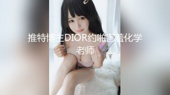 中医养生馆帘子外的呻吟，一起享受按摩的男女，小哥撩骚女技师情X啪啪，隔着体位爆草，隔壁少妇受不了自慰