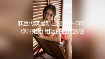 性感巨乳美熟妇：宝贝儿子，把你们的大鸡巴逗掏出来，插进来射给我