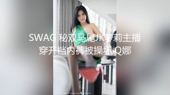 长腿高挑身材的俩人妖后面干菊花动情淫叫不断摇动屁股享受后门抽插的快感