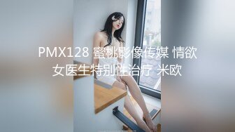 别看妹子身材娇小承受能力超强 连续挑战5根棒棒 上下通吃 连续抽插最后颜射