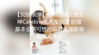  颜值援交女，床上的榨汁机激情3P伺候两个大哥啪啪，一起交两个大鸡巴